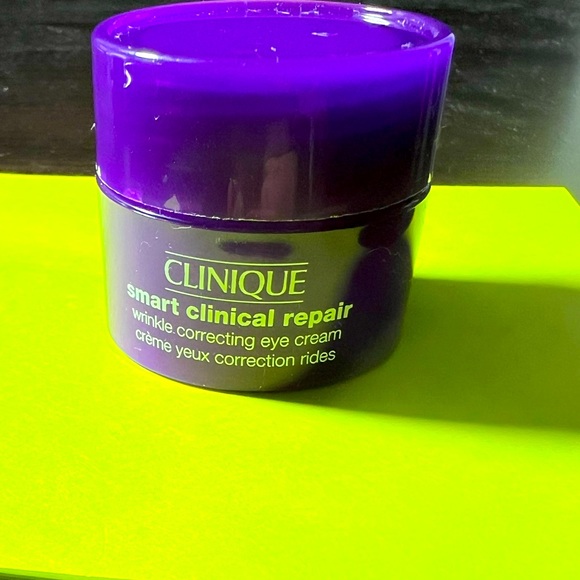 Clinique Skincare Clinique Smart Clinical Repair Wrinkle Eye Cream Poshmark